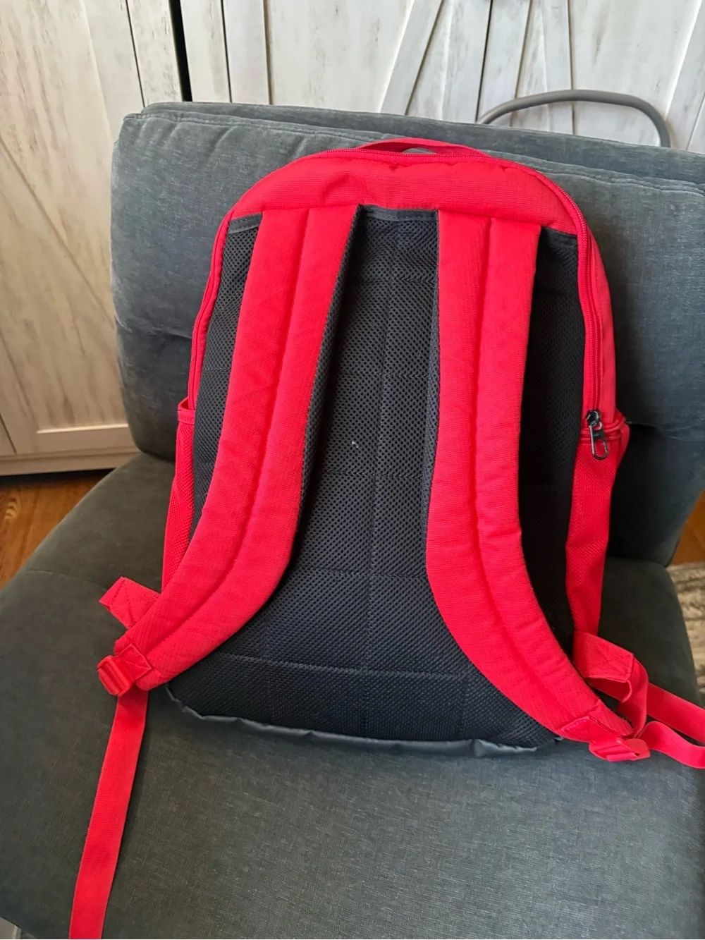 Nike bold red